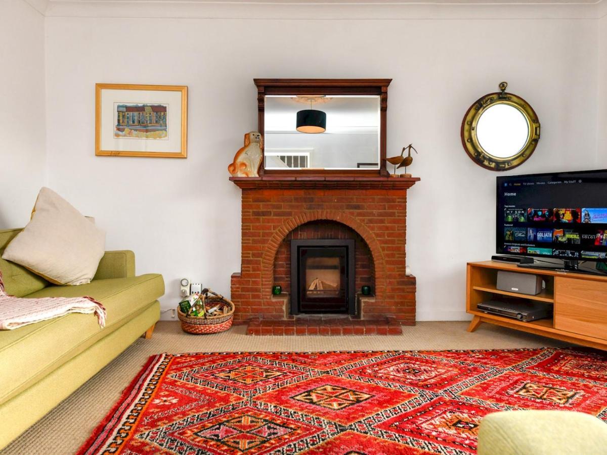 Pass The Keys Summer Hill 3 Bed Overlooking Caswell Bay Holiday home *